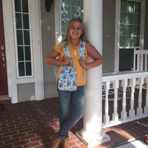 Meet your Posher, Ashley